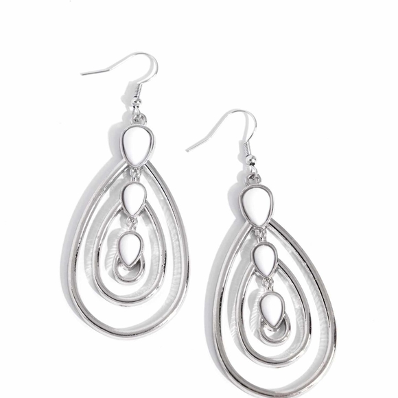 Jewelry - Picture 3 of 16